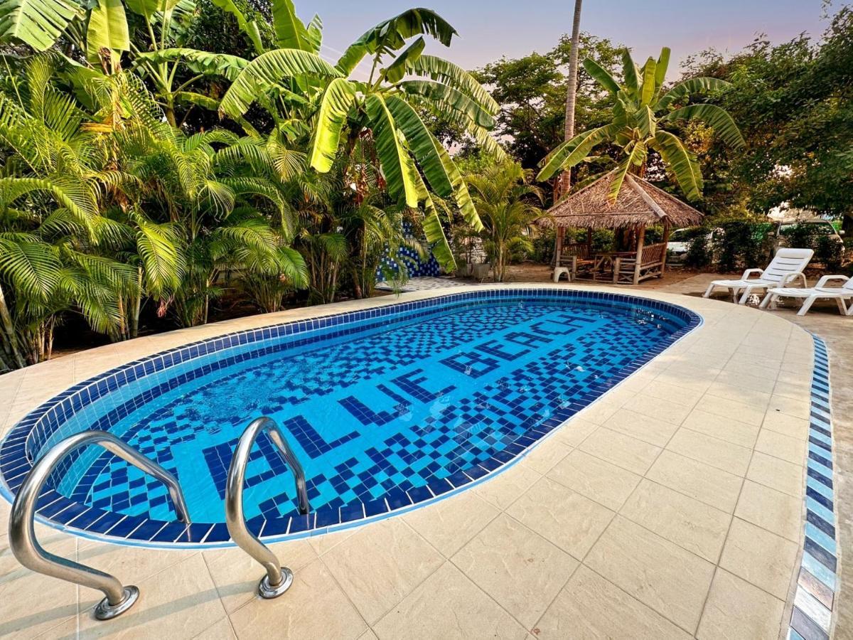 Blue Beach Resort Baanphakrimlay Exterior photo